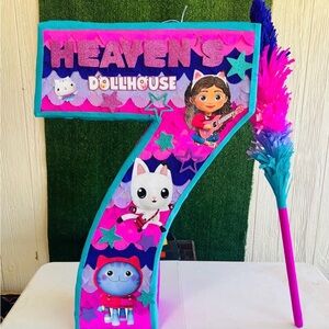 Gabby’s dollhouse piñata